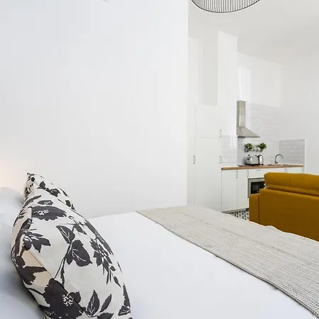 Holidays2malaga Picasuss Loft New Built Close Huelin And Promenade Malaga