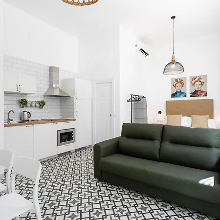 Apartamento Holidays2malaga Picasuss Loft New Built Close Huelin And Promenade Málaga